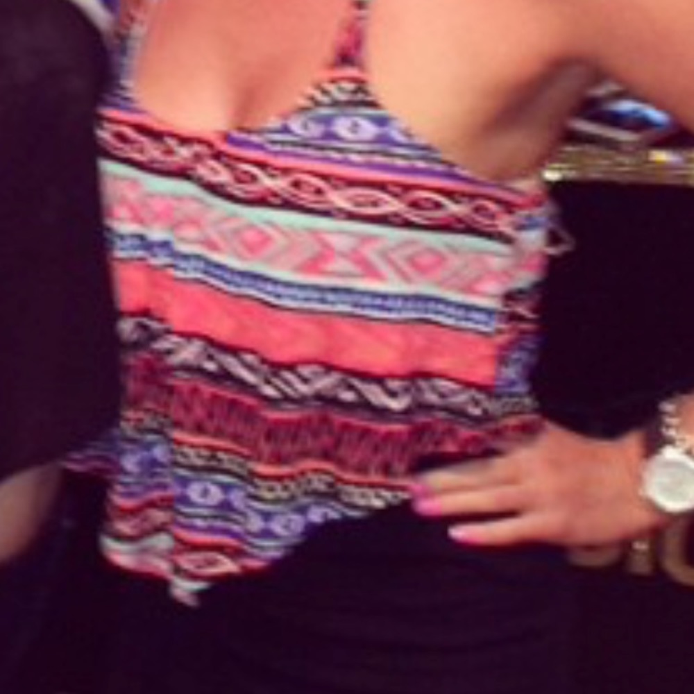 Aztec Crop Halter - Picture 2 of 2